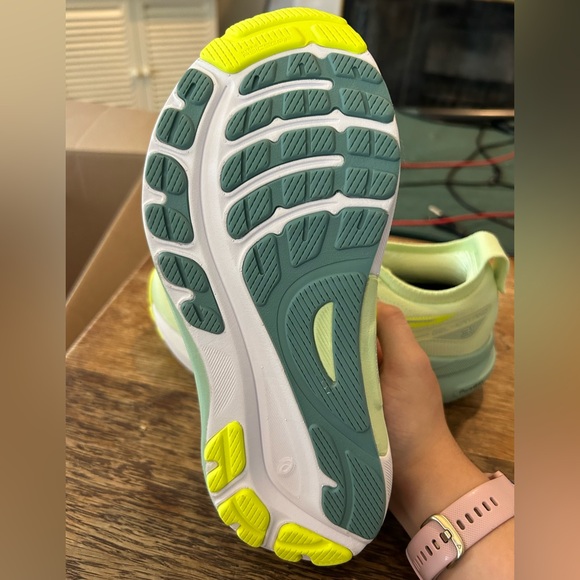 ASICS Gel Kayano 31 - Picture 4 of 5